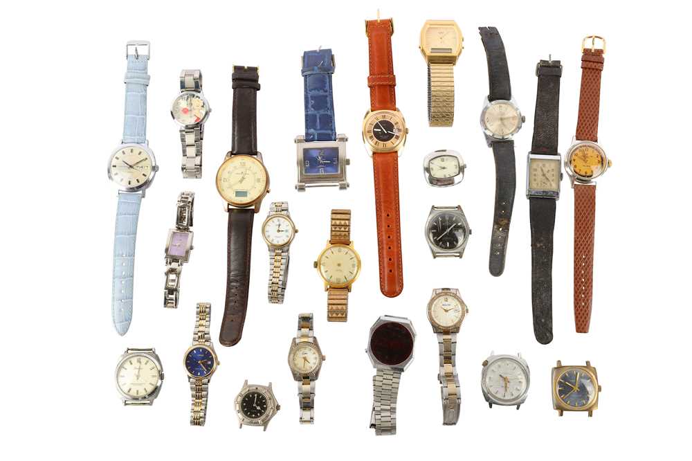 Lot 100 - A large quantity of wristwatches, mostly...