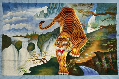 Lot 212 - A Chinese silk embroidered panel depicting a...