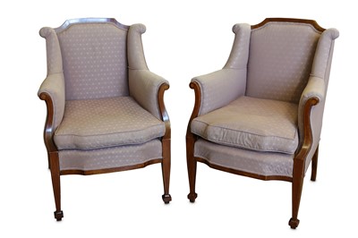 Lot 418 - A pair of early 20th Century French bergere...