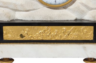 Lot 31 - A FINE LATE 18TH CENTURY FRENCH LOUIS XVI...