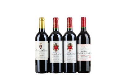 Lot 385 - Four bottles of mixed Bordeaux. 2 Bottles of...