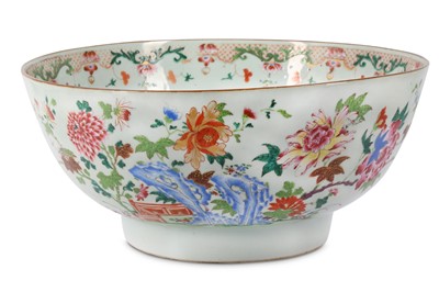 Lot 544 - A LARGE CHINESE FAMILLE ROSE 'BLOSSOMS' PUNCH...