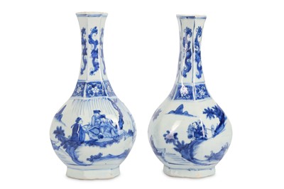 Lot 349 - A PAIR OF CHINESE BLUE AND WHITE BOTTLE VASES....