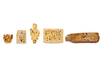 Lot 671 - FIVE CHINESE IVORY PIECES. Qing Dynasty, 19th...