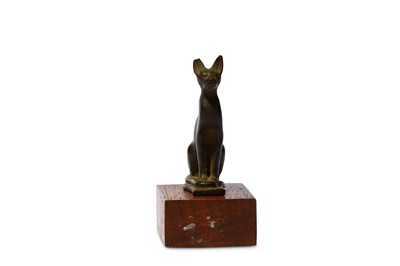 Lot 36 - AN EGYPTIAN BRONZE CAT AMULET Late Period,...