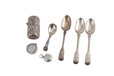 Lot 103 - A mixed group of sterling silver items,...