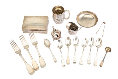 Lot 113 - A mixed group of sterling silver including a...