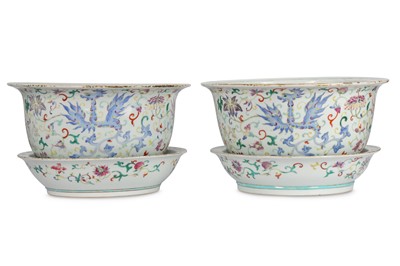 Lot 264 - A PAIR OF CHINESE FAMILLE ROSE ‘PHOENIX’...