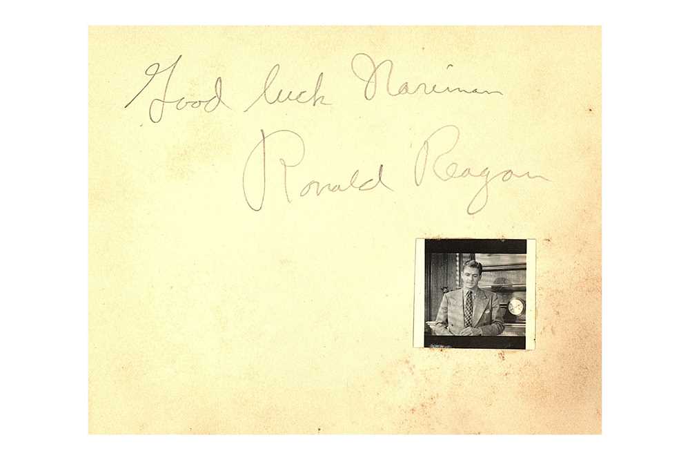 Lot 41 - Autograph Album.- Incl. Ronald Reagan...