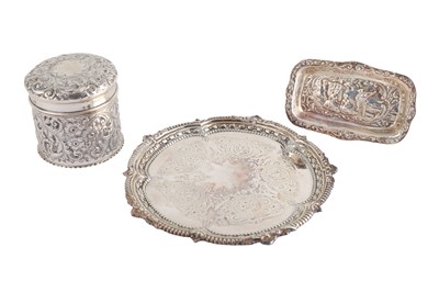 Lot 104 - A mixed group of sterling silver, including a...
