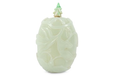 Lot 880 - A CHINESE PALE CELADON JADE 'MELON' SNUFF...