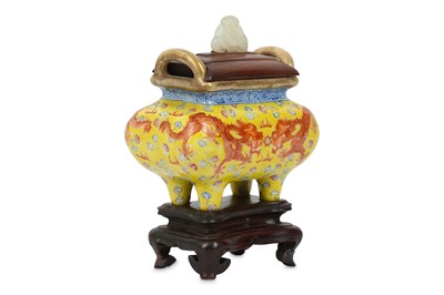Lot 110 - A CHINESE FAMILLE ROSE YELLOW-GROUND INCENSE...