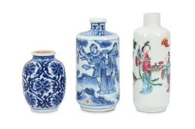 Lot 876 - TWO CHINESE PORCELAIN SNUFF BOTTLES AND A...