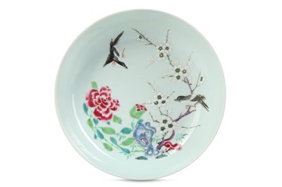 Lot 591 - A CHINESE FAMILLE ROSE ‘MAGPIES’ DISH. Qing...