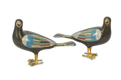 Lot 609 - TWO CHINESE CLOISONNÉ ENAMEL BIRDS. Qing...