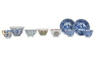 Lot 888 - A SMALL COLLECTION OF CHINESE PORCELAIN. Ming...