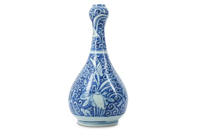 Lot 311 - A CHINESE BLUE AND WHITE KRAAK PORCELAIN...