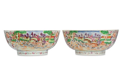 Lot 524 - A NEAR PAIR OF CHINESE FAMILLE ROSE...