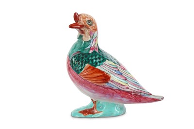 Lot 468 - A CHINESE FAMILLE ROSE MODEL OF A PIGEON. Qing...