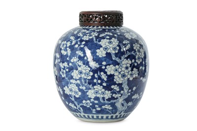 Lot 789 - A CHINESE BLUE AND WHITE ‘PRUNUS’ JAR. Qing...