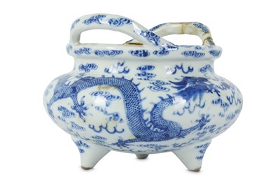 Lot 111 - A CHINESE BLUE AND WHITE 'DRAGON' INCENSE...
