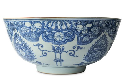 Lot 588 - A CHINESE BLUE AND WHITE ‘FLOWERS’ BOWL. Qing...