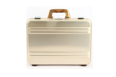 Lot 287 - A Zero Halliburton rose gold attache case,...