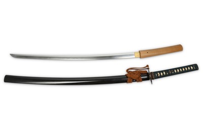 Lot 987 - A KATANA. Muromachi period or later. The blade:...