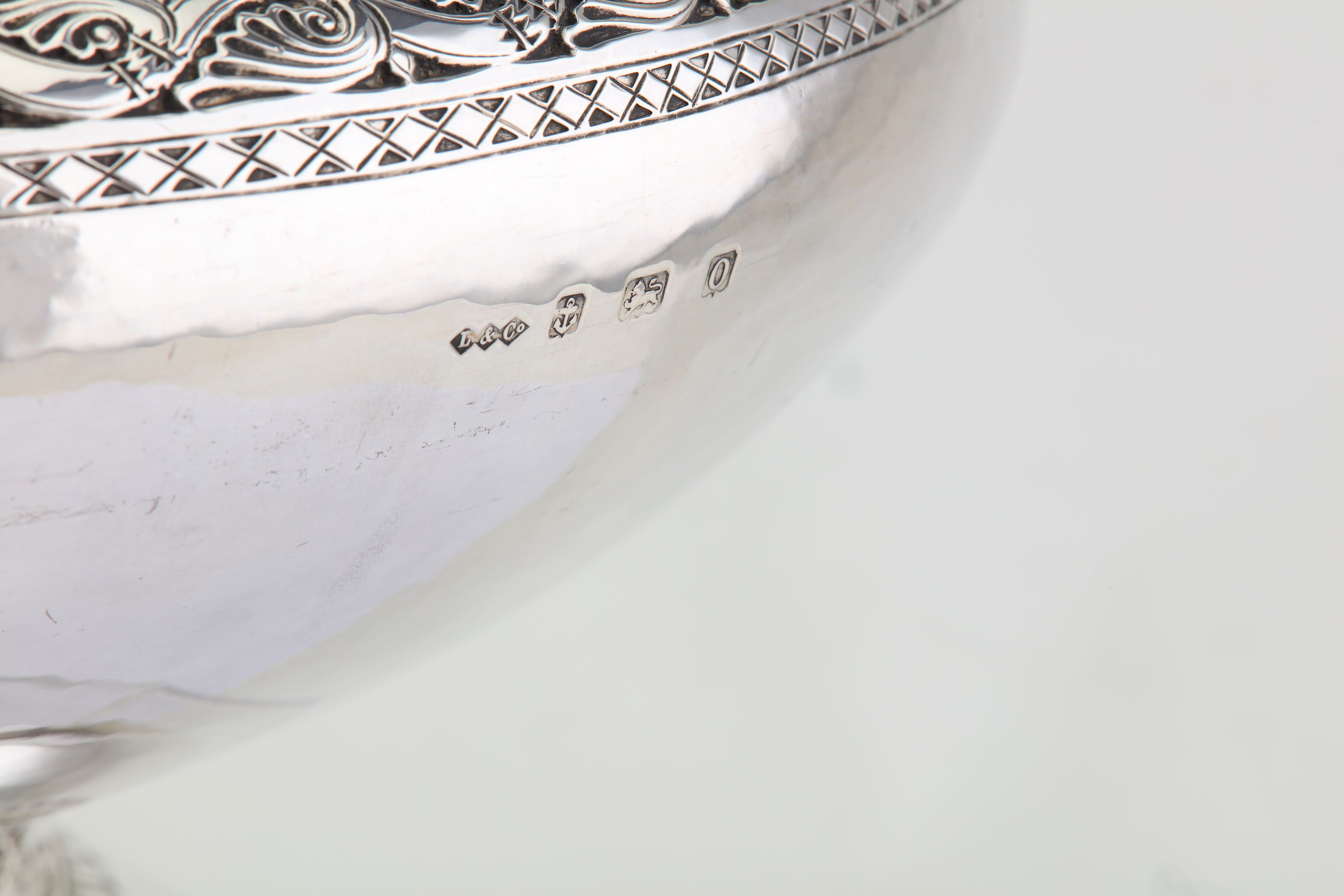 Lot 290 A large V sterling silver ‘arts and