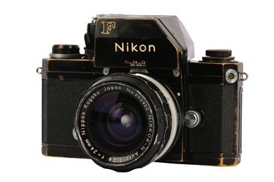 Lot 139 - Black Nikon F Photomic SLR Camera Serial No:...