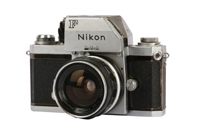 Lot 138 - Nikon F Photomic SLR Camera Serial No:...