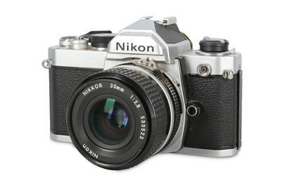 Lot 141 - Nikon FM SLR Camera Serial No: 3090671 Body: G...