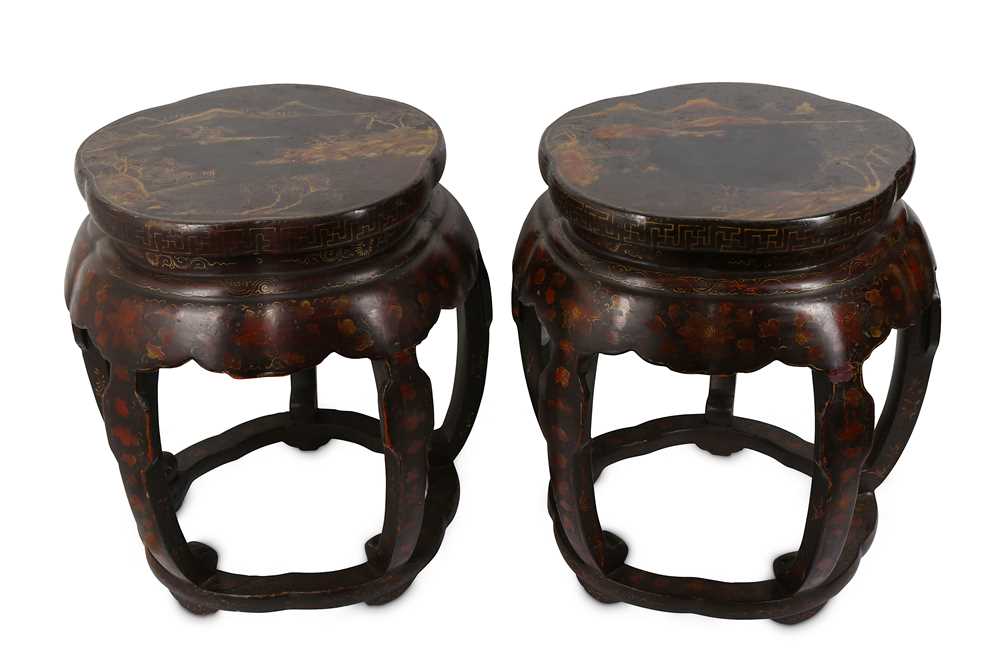 Lot 623 - A PAIR OF CHINESE BLACK GILT-LACQUER WOOD...