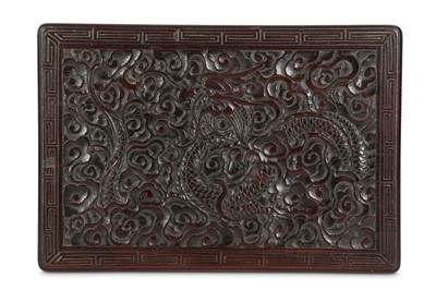 Lot 177 - A CHINESE WOOD ‘DRAGON’ BOX. Early 20th...