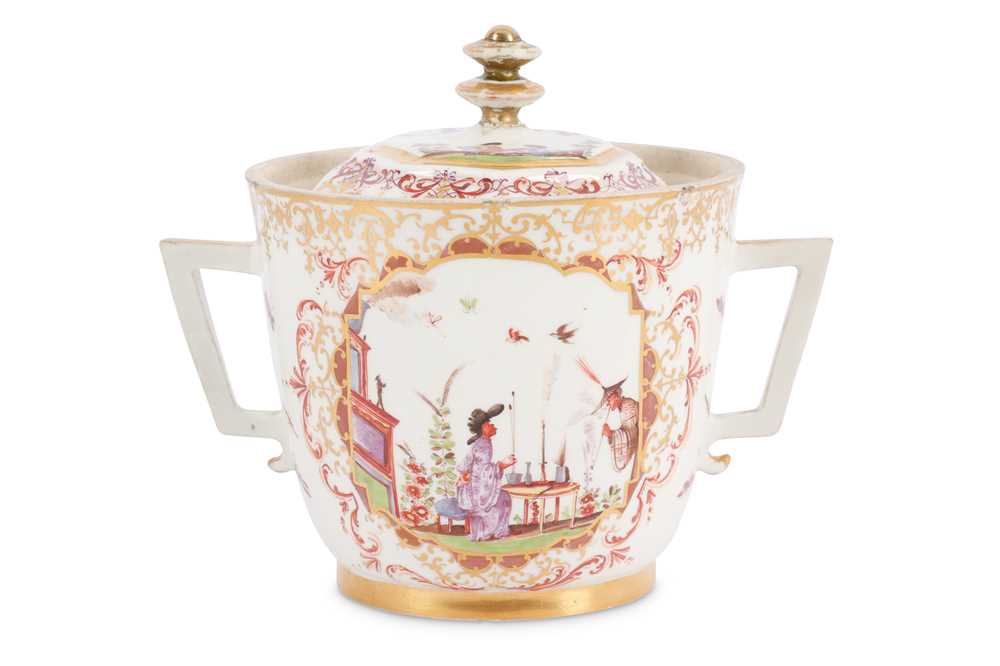 Lot 173 - A Meissen porcelain Chinoiserie two handled...