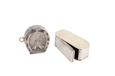 Lot 116 - A George III sterling silver snuff box,...