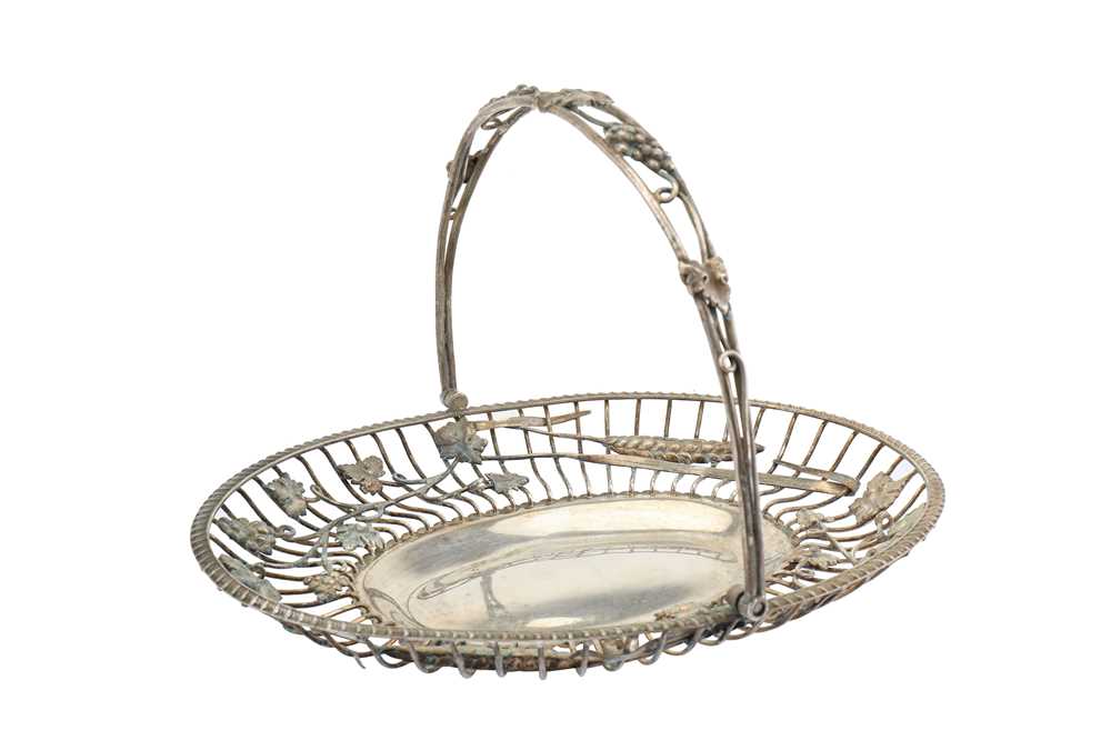 Lot 225 - An Edwardian sterling silver bread basket,...