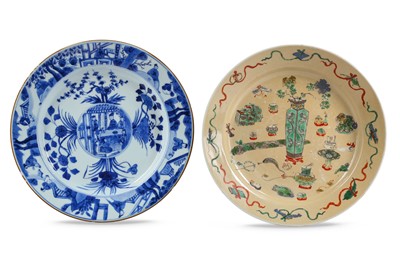 Lot 485 - TWO CHINESE DISHES. Qing Dynasty, Kangxi...