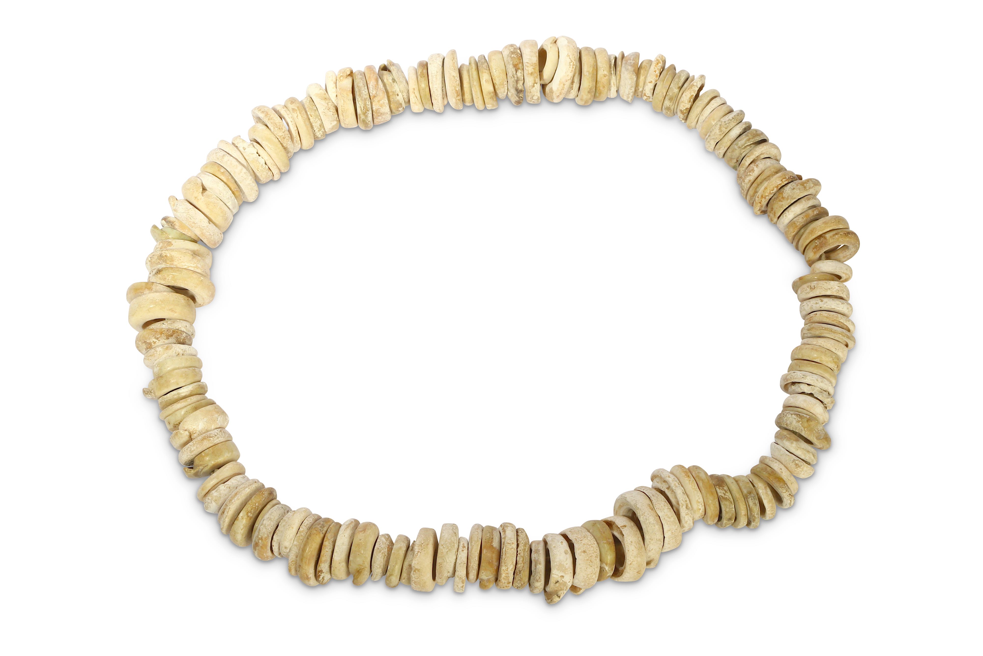 Lot 4 - AN EGYPTIAN PREDYNASTIC SHELL BEAD NECKLACE