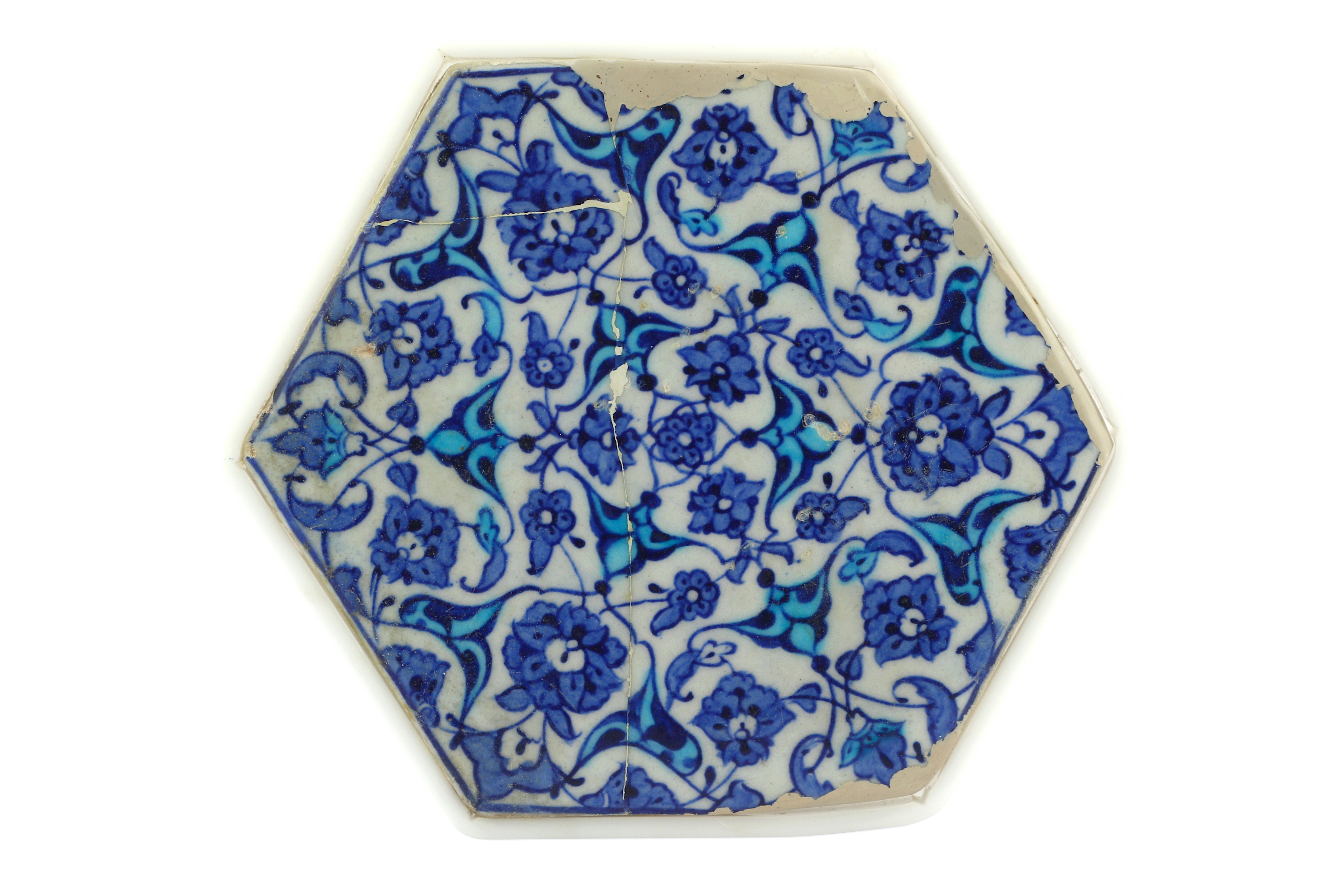 A BLUE AND WHITE HEXAGONAL IZNIK POTTERY Asian Hexagonal Cobalt Blue and White
