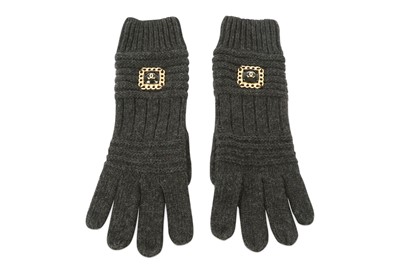 Lot 607 - Chanel Grey Wool Gloves, c. 2016,  gilt and...