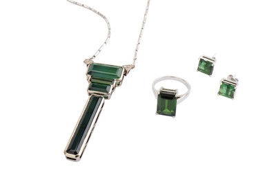 Lot 365 - A green tourmaline suite, comprising a pendant...