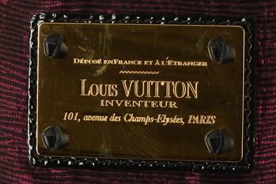 Lot 24 - Louis Vuitton Cranberry Double Jeu Neo Noe