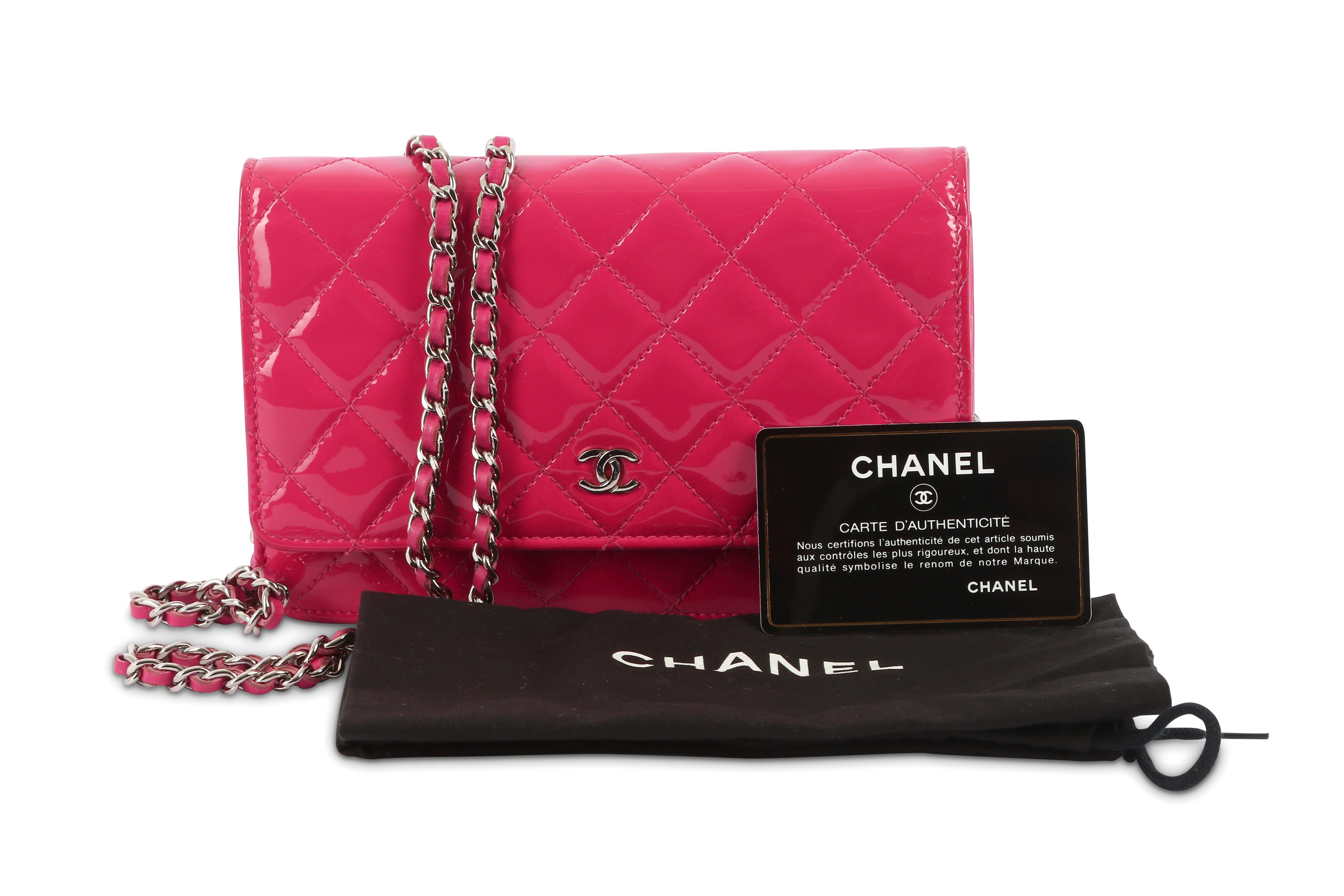 Chanel wallet on deals chain prezzo