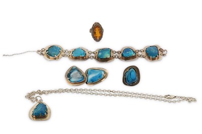 Lot 420 - A hardstone pendant, bracelet, ring and...