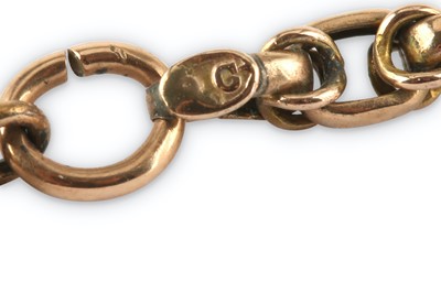 Lot 123 - A fancy-link long chain