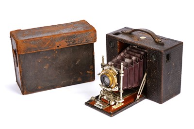 Lot 97 - A Kodak Cartridge No.3 Rollfilm Camera Serial...