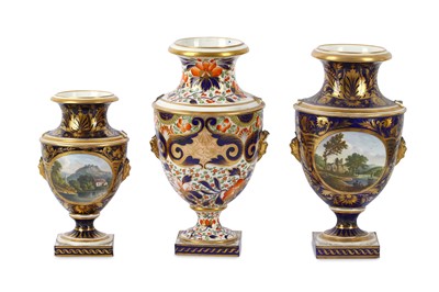 Lot 458 - An early 19th Century Royal Crown Derby Imari...