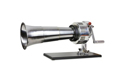 Lot 116 - A 1970'S PORTABLE SHIP'S FOGHORN BY THE TOKYO...