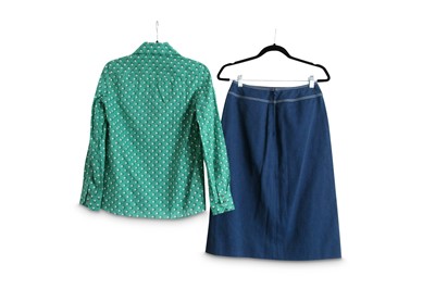 Lot 109 - Two Pieces of Designer Clothing - Size 40